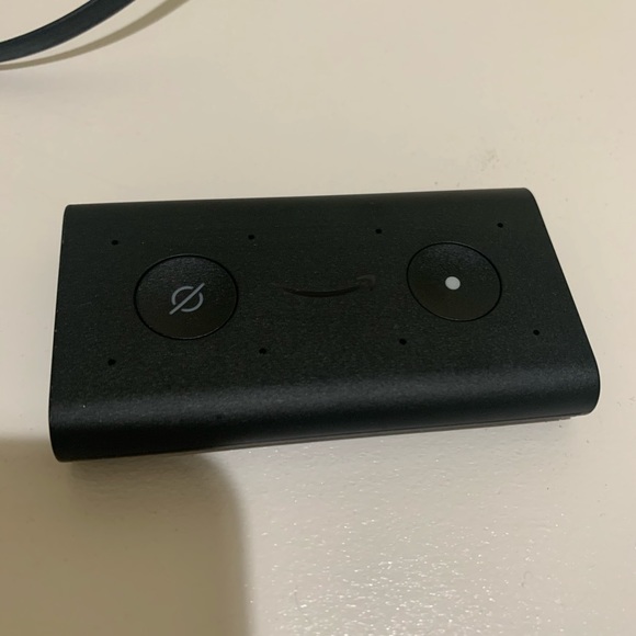 Amazon echo auto - Picture 2 of 3